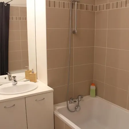 Lac Apartment *